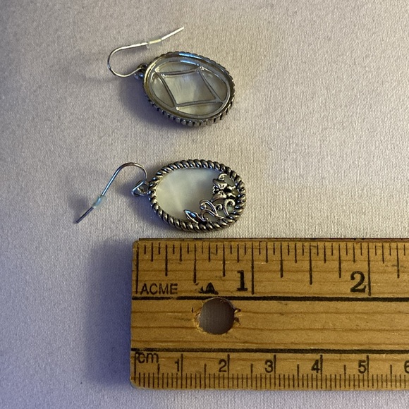 NWOT - Oval Braided Silver Butterfly Abalone Shell Pendant &  Dangle Earrings - Picture 7 of 9